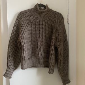 H&M sweater